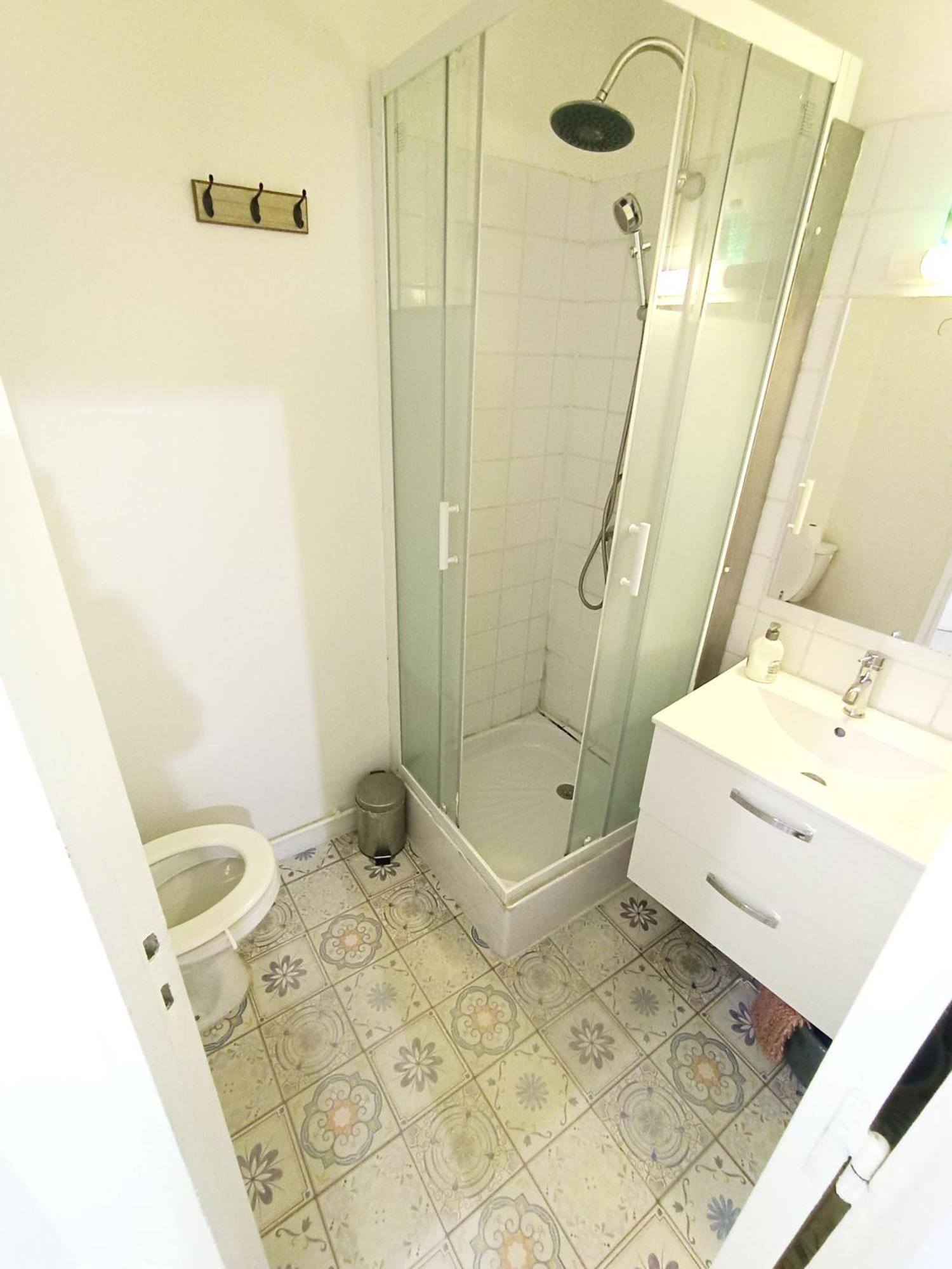 Le Bon Appart Proche Centre-Ville Roanne Ngoại thất bức ảnh